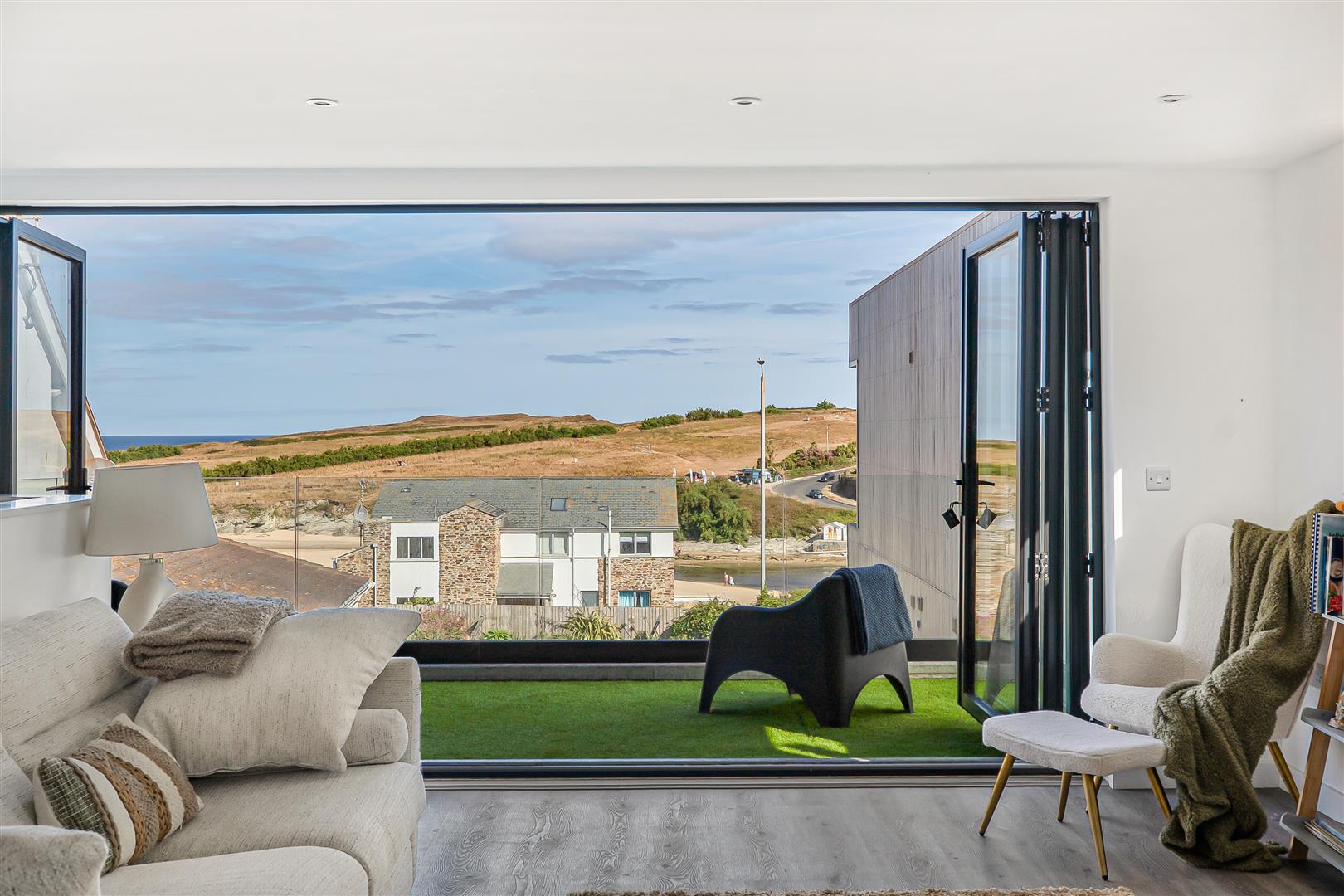 Alexandra Road, Newquay photo - 3